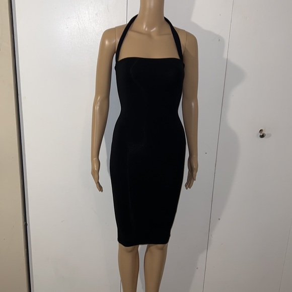 COPY - 🖤 NWOT Re Ona - Halterneck Dress in Black - Picture 4 of 12